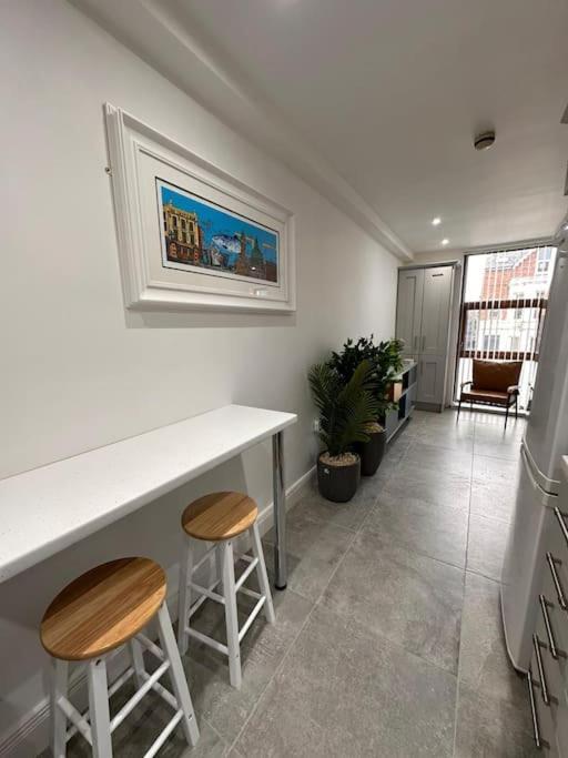 Boutique Style Apartment Белфаст Екстериор снимка
